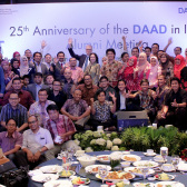 Grund zum Feiern: Teilnehmer des großen DAAD-Alumni-Treffens in Jakarta